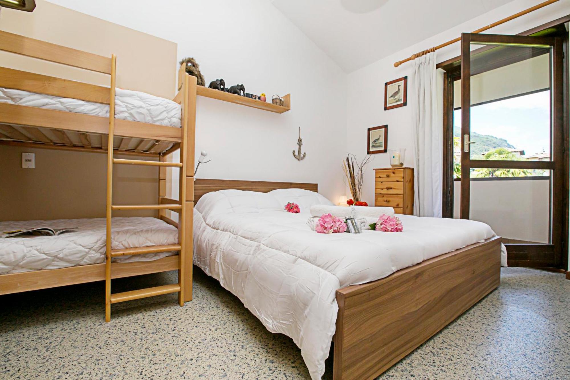 Residence Christina Due Laghi Tenno Exterior foto